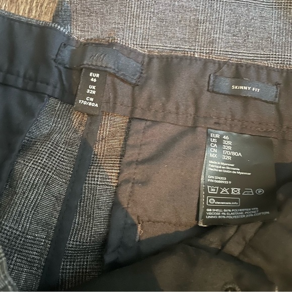 H&M Skinny Fit Plaid Gray and Black Trousers Size 32R - Picture 3 of 3